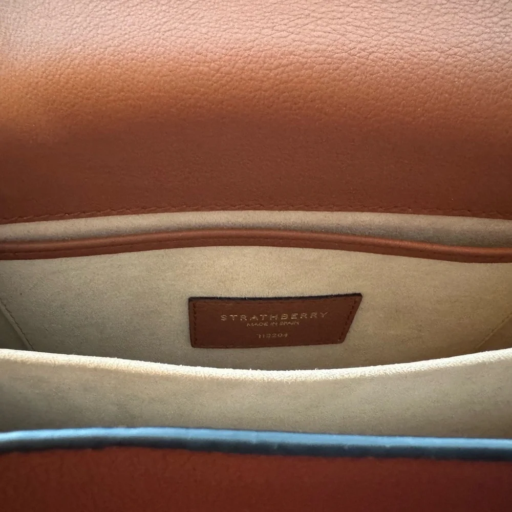 Strathberry east/west crossbody bag Chestnut color - Picture 6 of 10